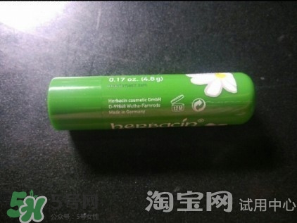 小甘菊唇膏小孩能用嗎？herbacin賀本清小甘菊唇膏小孩可以用嗎？