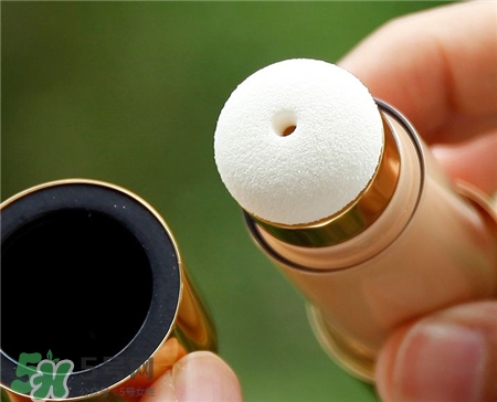 雅詩蘭黛氣墊粉底棒多少錢?雅詩蘭黛氣墊粉底棒專柜價(jià)格