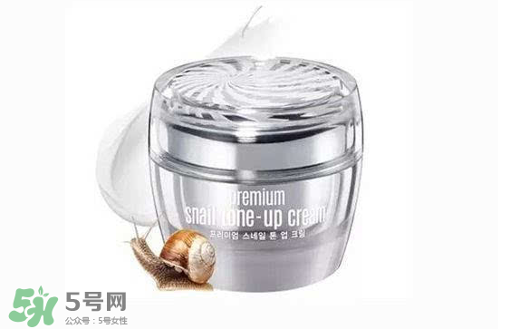 素顏霜會悶痘嗎？用素顏霜會長痘嗎？