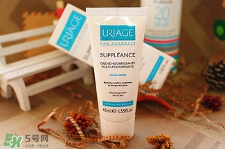 依泉和雅漾哪個好？依泉和雅漾噴霧哪個好？