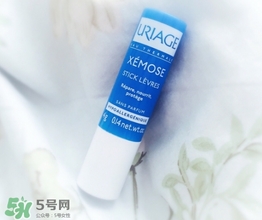 依泉和dhc唇膏哪個(gè)好？依泉唇膏和dhc唇膏哪個(gè)好？