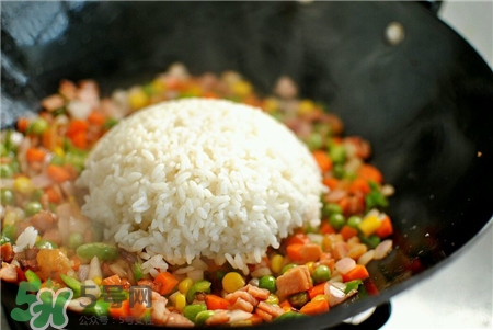 寶寶可以吃隔夜飯嗎?寶寶吃隔夜飯好嗎? 寶寶可以吃隔夜飯嗎?寶寶吃隔夜飯好嗎?