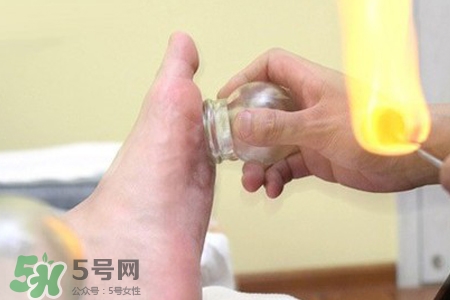 冬天拔火罐能減肥嗎？拔火罐什么季節(jié)減肥效果最好？