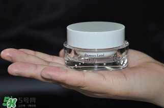 花肌粹素顏霜怎么樣？花肌粹素顏霜好用嗎？