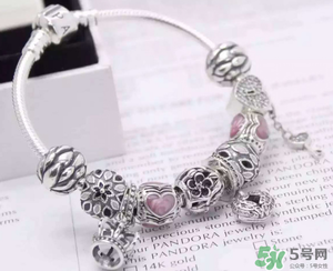 潘多拉手鐲怎么打開？潘多拉手鐲怎么帶？