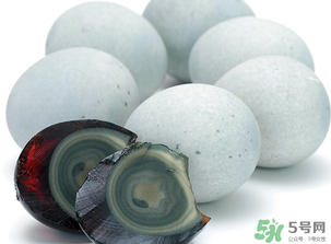 皮蛋會過期嗎？皮蛋過期了能吃嗎？