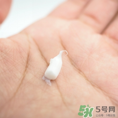 洗顏專科洗面奶怎么樣？洗顏專科洗面奶可以卸妝嗎？