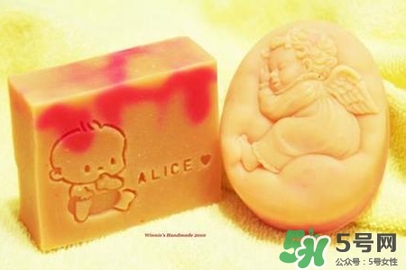 母乳做香皂可以洗臉嗎？母乳可以做面膜嗎？