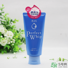 洗顏?？葡疵婺淘趺礃?？洗顏專科洗面奶可以卸妝嗎？