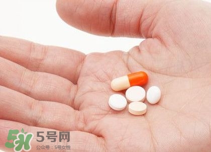 吃感冒藥能喝牛奶嗎?用牛奶吃藥會(huì)影響效果嗎? 吃感冒藥能喝牛奶嗎?用牛奶吃藥會(huì)影響效果嗎?