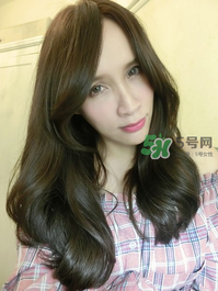 產(chǎn)后怎么護(hù)理頭發(fā)？生寶寶后頭發(fā)怎么護(hù)理