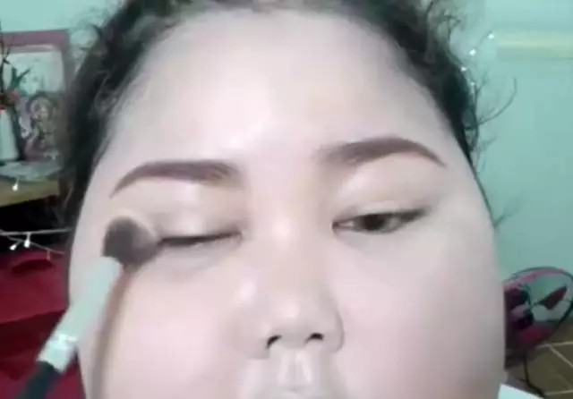 臉胖怎么化妝好看？臉大怎么化妝好看