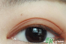 臟橘色眼影怎么畫？臟橘色眼影的畫法步驟圖