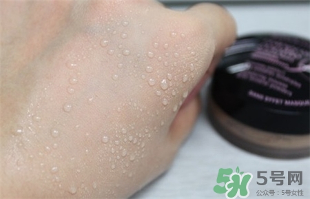 粉底霜用什么上妝?粉底霜怎么用? 粉底霜用什么上妝?粉底霜怎么用?