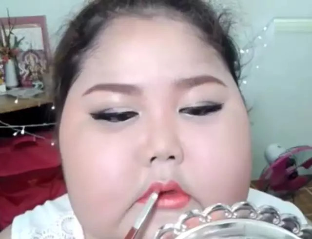 臉胖怎么化妝好看？臉大怎么化妝好看