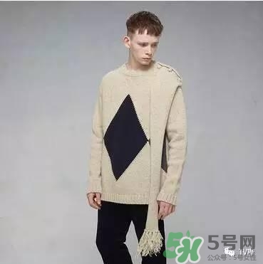 孔劉穿的什么衣服？孔劉衣服同款