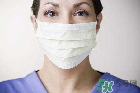 口臭會(huì)遺傳給孩子嗎？口臭會(huì)傳染給孩子嗎？