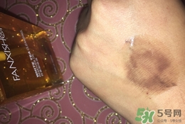 凡茜白茶卸妝油怎么用？凡茜卸妝油使用方法