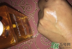 凡茜白茶卸妝油怎么用？凡茜卸妝油使用方法