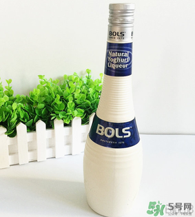 女生適合喝什么酒？什么酒適合女生喝？