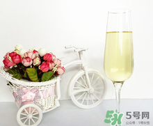 女生適合喝什么酒？什么酒適合女生喝？