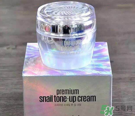 素顏霜要定妝嗎？素顏霜要用散粉定妝嗎？