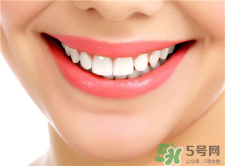 牙黃用什么顏色口紅?牙齒黃涂什么顏色口紅? 牙黃用什么顏色口紅?牙齒黃涂什么顏色口紅?