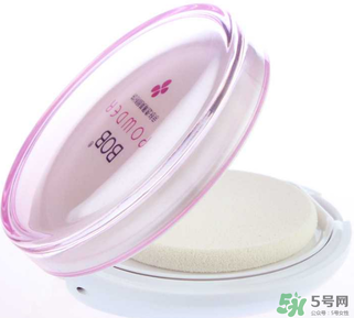 粉餅可以帶上飛機(jī)嗎？粉餅?zāi)軒巷w機(jī)嗎？