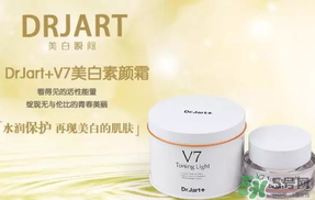 長痘痘可以用素顏霜嗎？素顏霜適合痘痘肌嗎？