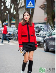 女生過年穿什么衣服？女生過年穿衣搭配