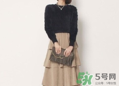 年會女生穿什么？女生年會穿衣搭配