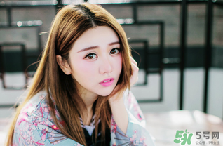 切開雙眼皮多久消腫？切開雙眼皮多久恢復(fù)？