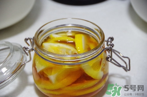 檸檬蜂蜜茶可以減肥嗎?檸檬蜂蜜茶減肥怎么喝 檸檬蜂蜜茶可以減肥嗎?檸檬蜂蜜茶減肥怎么喝