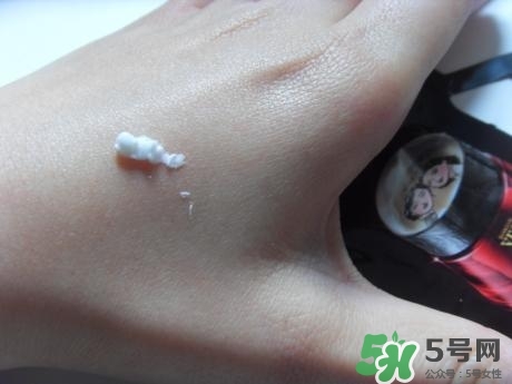 雙妹粉嫩膏怎么用？雙妹粉嫩膏使用方法