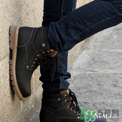 春節(jié)男生穿什么鞋子？過(guò)年男生穿什么鞋子？