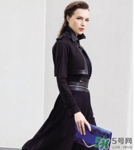 斗篷裝適合哪些人穿？斗篷大衣適合什么人穿？