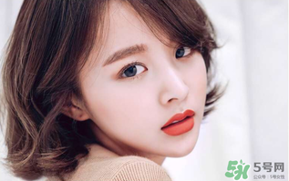 朵色口紅怎么用？朵色口紅使用方法