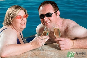 雙下巴可以打溶脂針嗎?雙下巴可以打瘦臉針嗎? 雙下巴可以打溶脂針嗎?雙下巴可以打瘦臉針嗎?