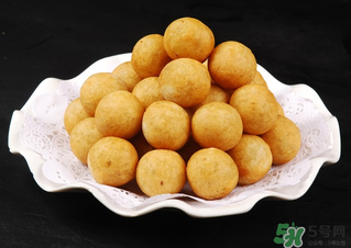 紅薯丸子用面粉還是用糯米粉？紅薯丸子用什么面粉？