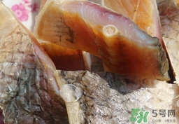 腌臘魚放多少鹽?腌一斤臘魚放多少鹽? 腌臘魚放多少鹽?腌一斤臘魚放多少鹽?