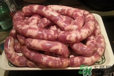 灌香腸的腸衣是什么？香腸的腸衣是什么做的？