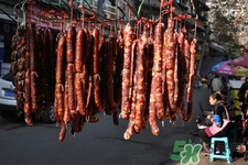 灌香腸配什么作料好吃？灌香腸需要放什么調(diào)料？