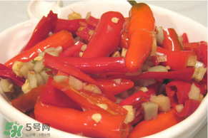 腌辣椒怎么保存時(shí)間長(zhǎng)？腌辣椒可以放冰箱嗎？