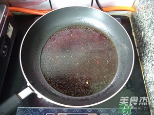 肉丸子可以用面粉嗎？肉丸子用什么粉？