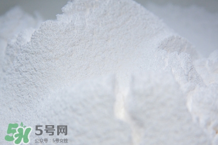 做饅頭用冷水還是熱水和面? 做饅頭用冷水還是熱水和面?