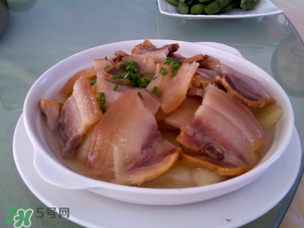 腌肉放什么酒？腌肉為什么要放酒？