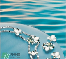 施華洛世奇是銀的嗎？施華洛世奇是白金嗎？