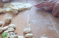 餃子皮太厚了怎么辦?餃子皮要多厚才好? 餃子皮太厚了怎么辦?餃子皮要多厚才好?