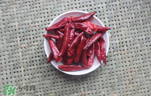 干辣椒發(fā)霉了還能吃嗎？干辣椒發(fā)霉了怎么辦？