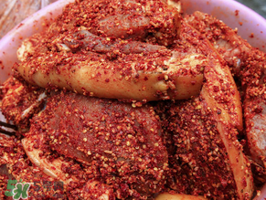 一斤豬肉放多少鹽？腌豬肉放多少鹽？